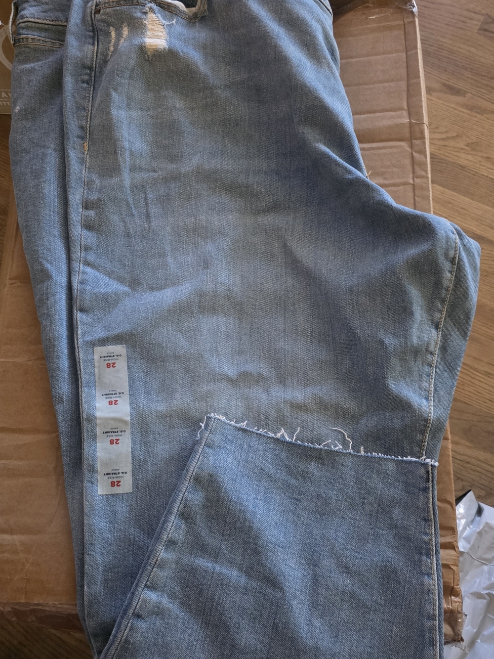 Old Navy Light Blue Cropped Ankle Jeans
